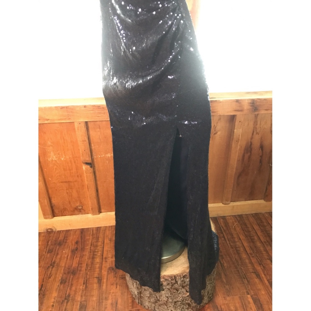 Dress - Picture 4 of 8